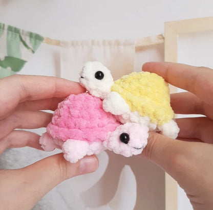 🧶 Cute Turtle Keychain Crochet Pattern | Beginner Friendly | Instant Download