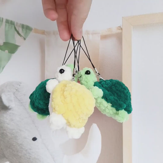 🧶 Cute Turtle Keychain Crochet Pattern | Beginner Friendly | Instant Download